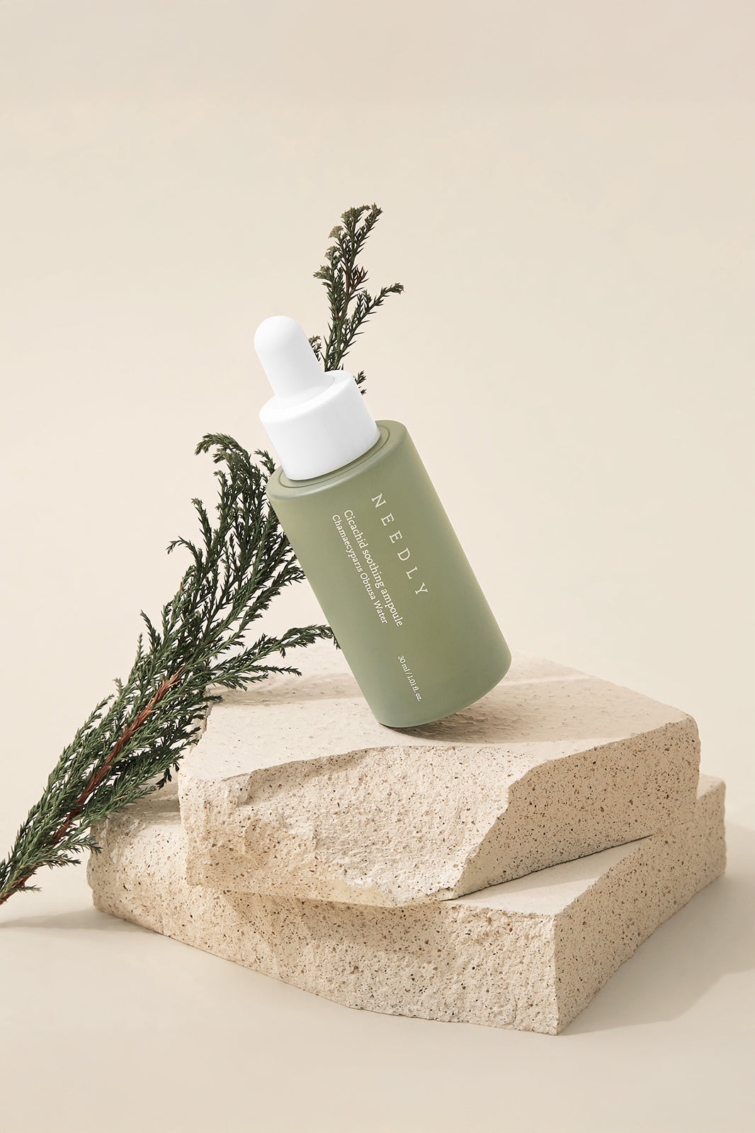 Needly Cicachid Soothing Ampoule - ser de fata calmant cu Centella Asiatica - HER