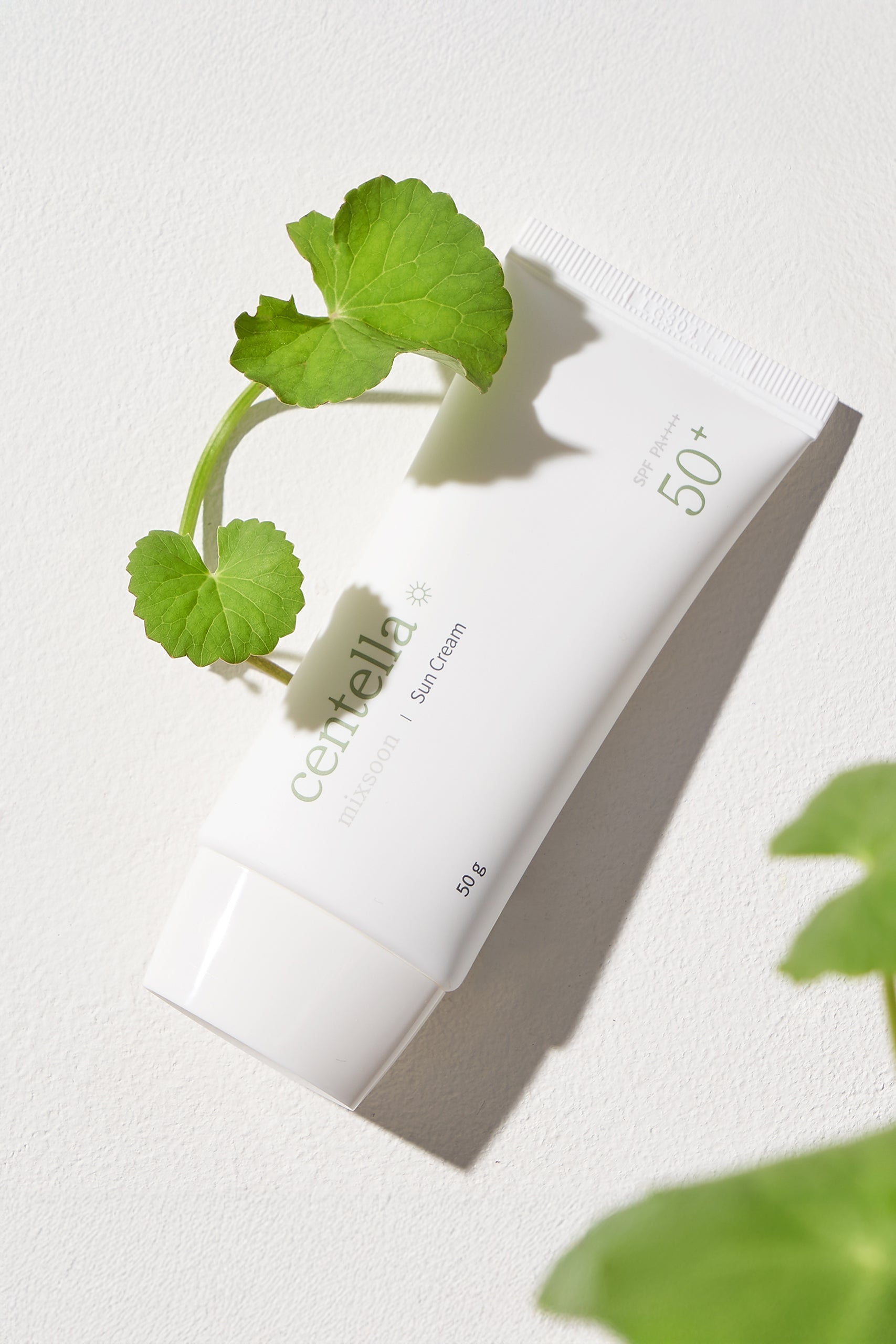 Centella Sun Cream - Crema de protectie solara cu extract de Centella Asiatica - HER