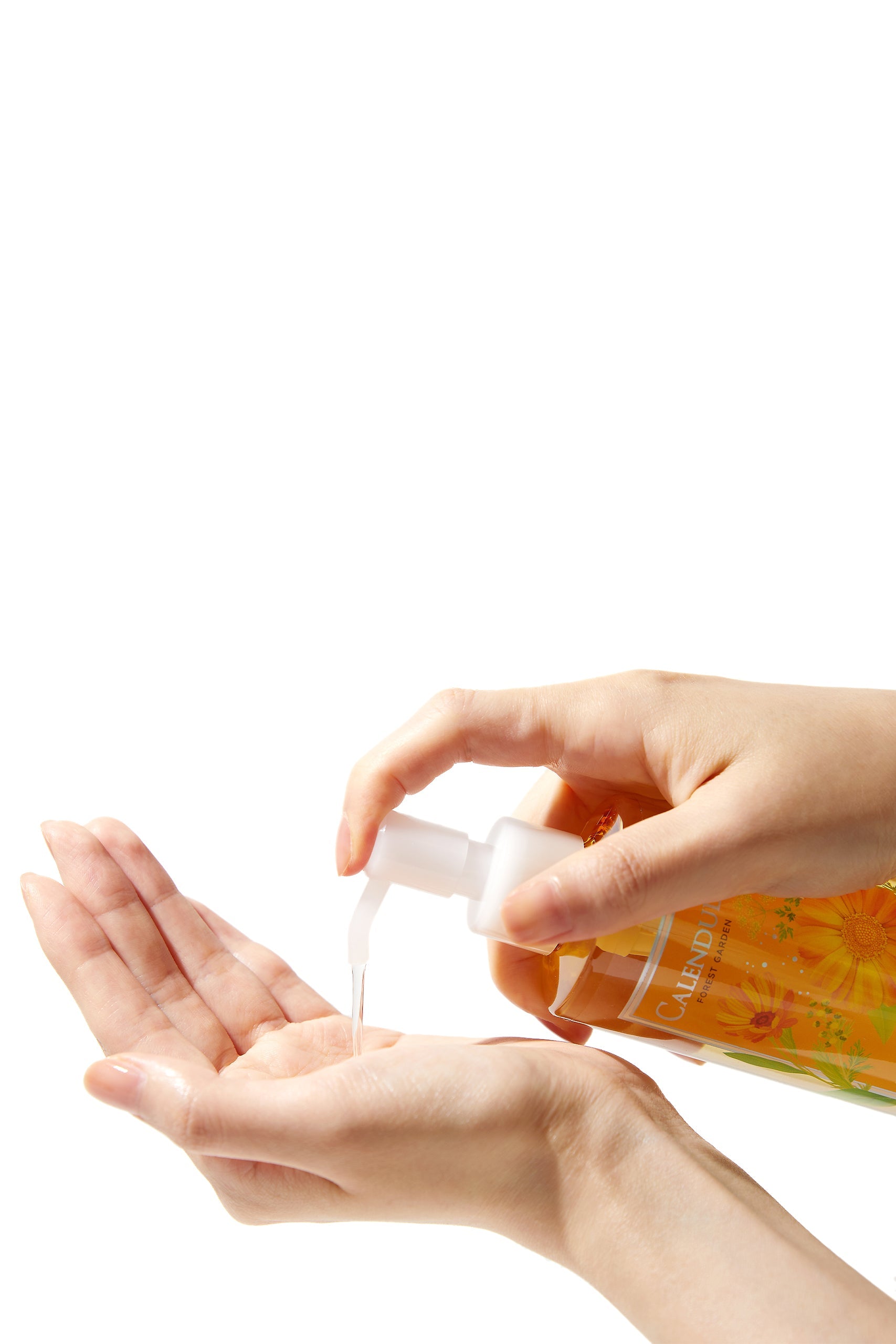 Forest Garden Calendula Cleansing Oil - Ulei demachiant cu extract de Galbenele - HER