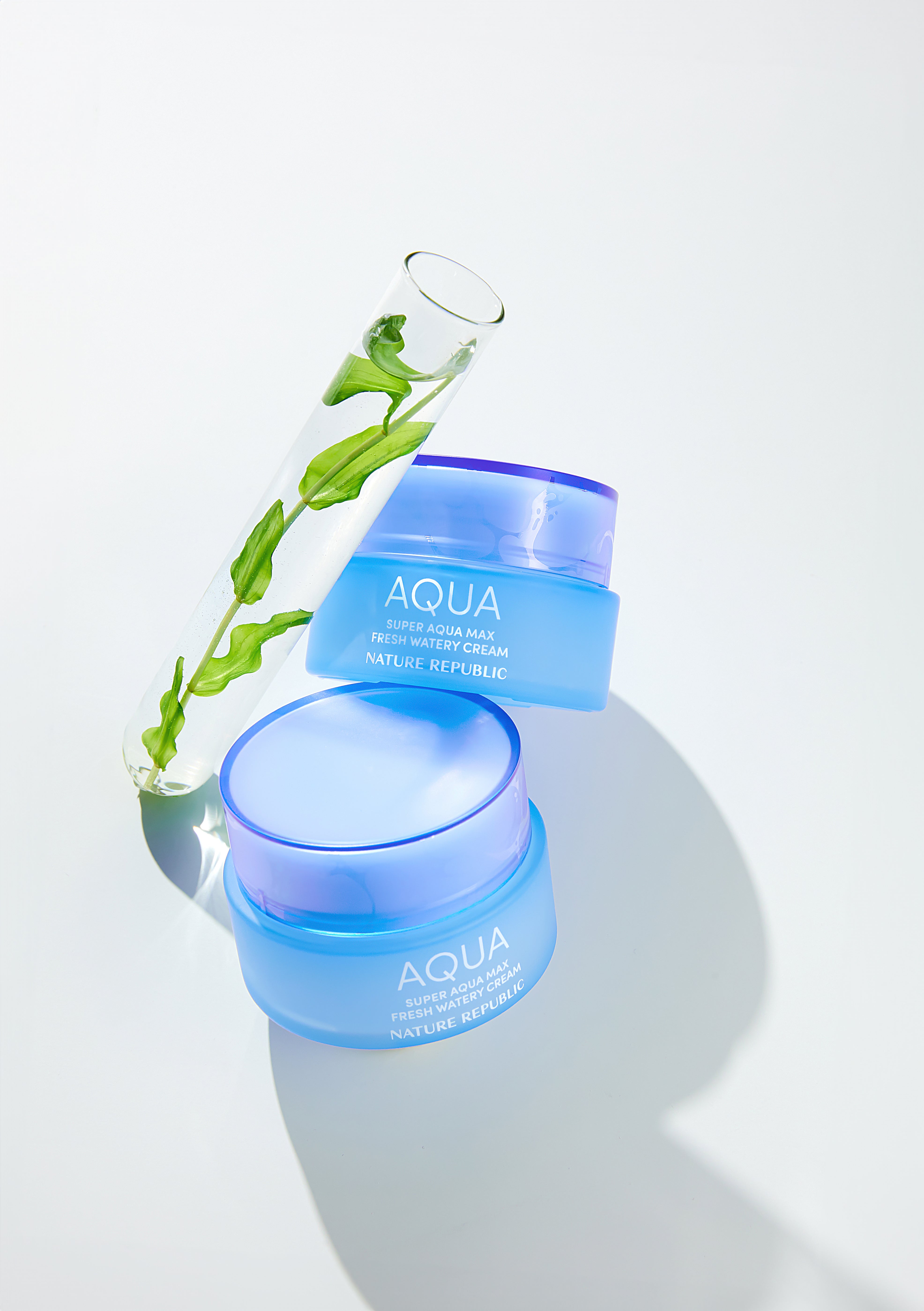 Super Aqua Max Watery Cream - Crema gel hidratanta de fata cu complex marin - HER