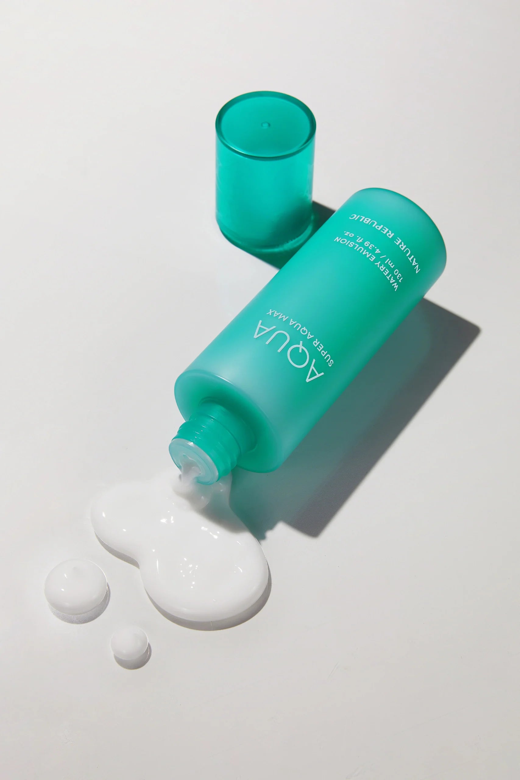 Super Aqua Max Watery Emulsion - Emulsie de fata hidratanta cu complex marin - HER